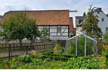Frühstückspension: Der 4-Seitenhof der Pension im Rundlingsdorf Beedeln - Pension Hahn