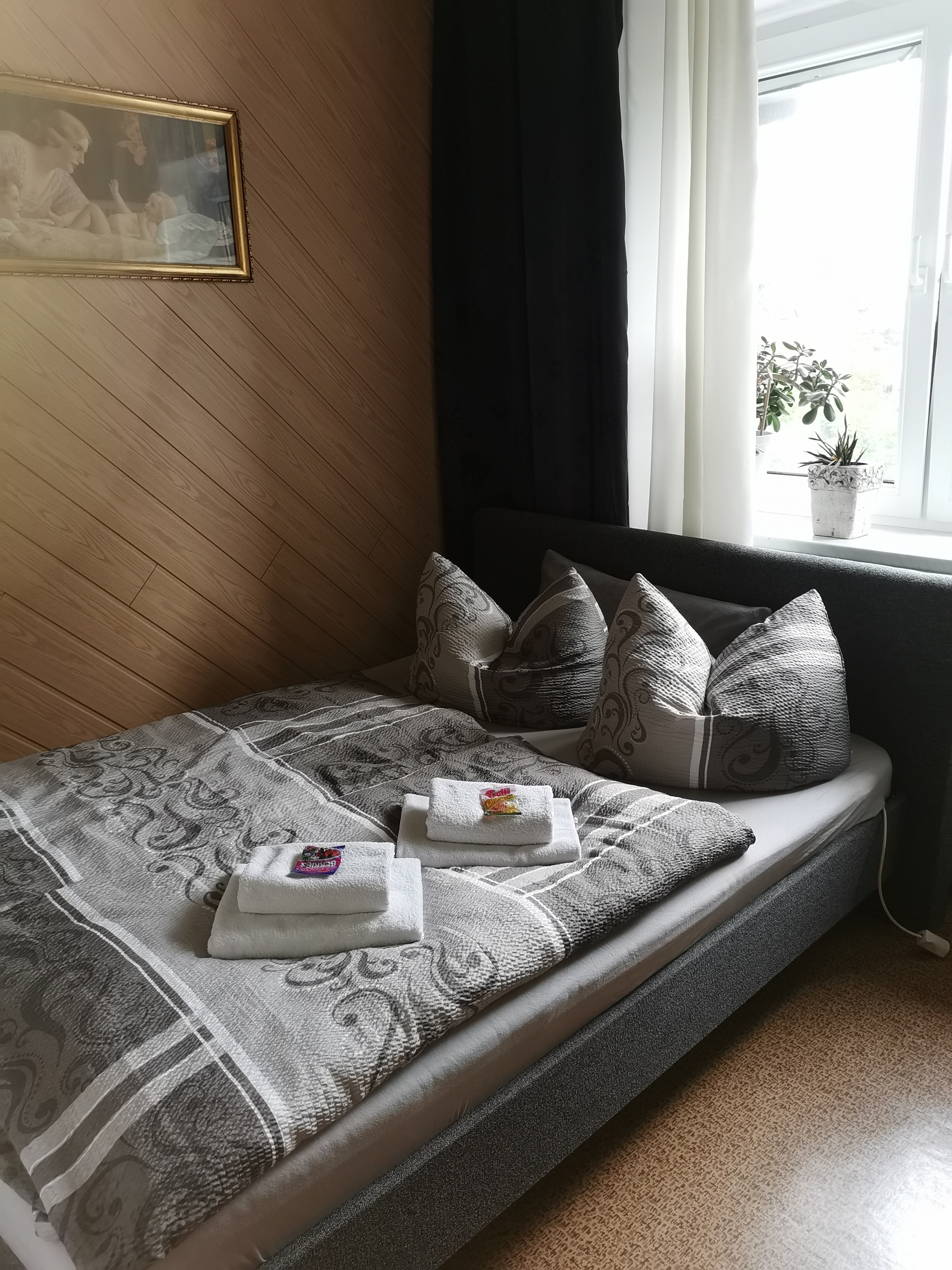 Pensionen - Sachsen - Zimmer Beispiel, mehr auf
Landpension-Zwenkau. De - Landpension Zwenkau