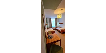Pensionen - Eisenach (Eisenach, Stadt) - Zimmer 1 (Zweibettzimmer) - Pension "Schul Inn"