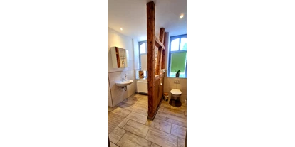 Pensionen - Eisenach (Eisenach, Stadt) - Badezimmer Zimmer 1 - Pension "Schul Inn"
