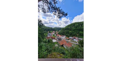Pensionen - Eisenach (Eisenach, Stadt) - Thal vom Aussichtspunkt Tempelchen - Pension "Schul Inn"