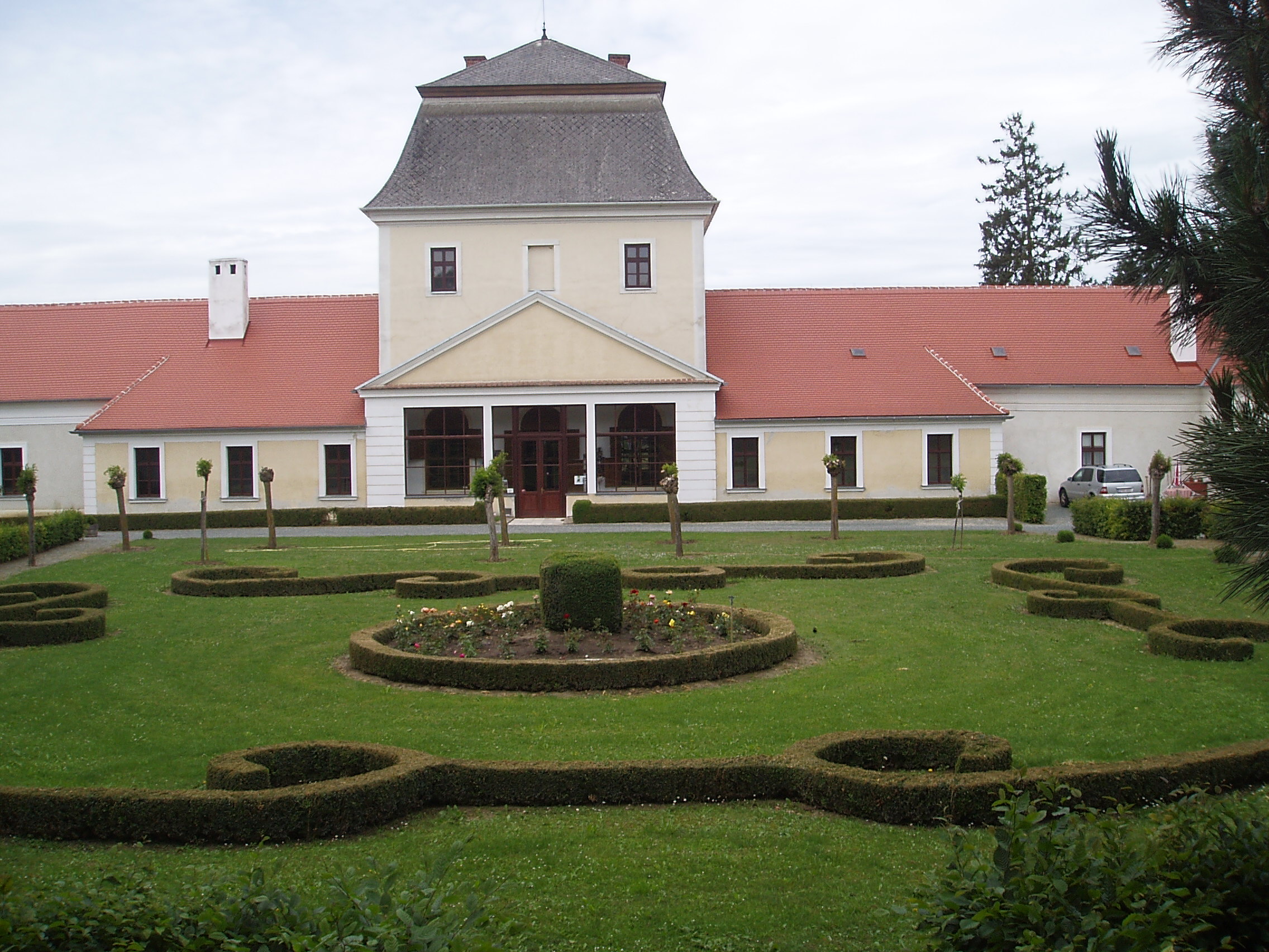 Pensionen - Parkplatz: kostenlos bei der Pension - Mittelburgenland - Pension Schlossgarten