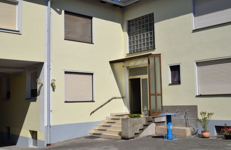 Pensionen - Parkplatz: kostenlos bei der Pension - Mittelburgenland - Außenansicht - Pension Kallinger