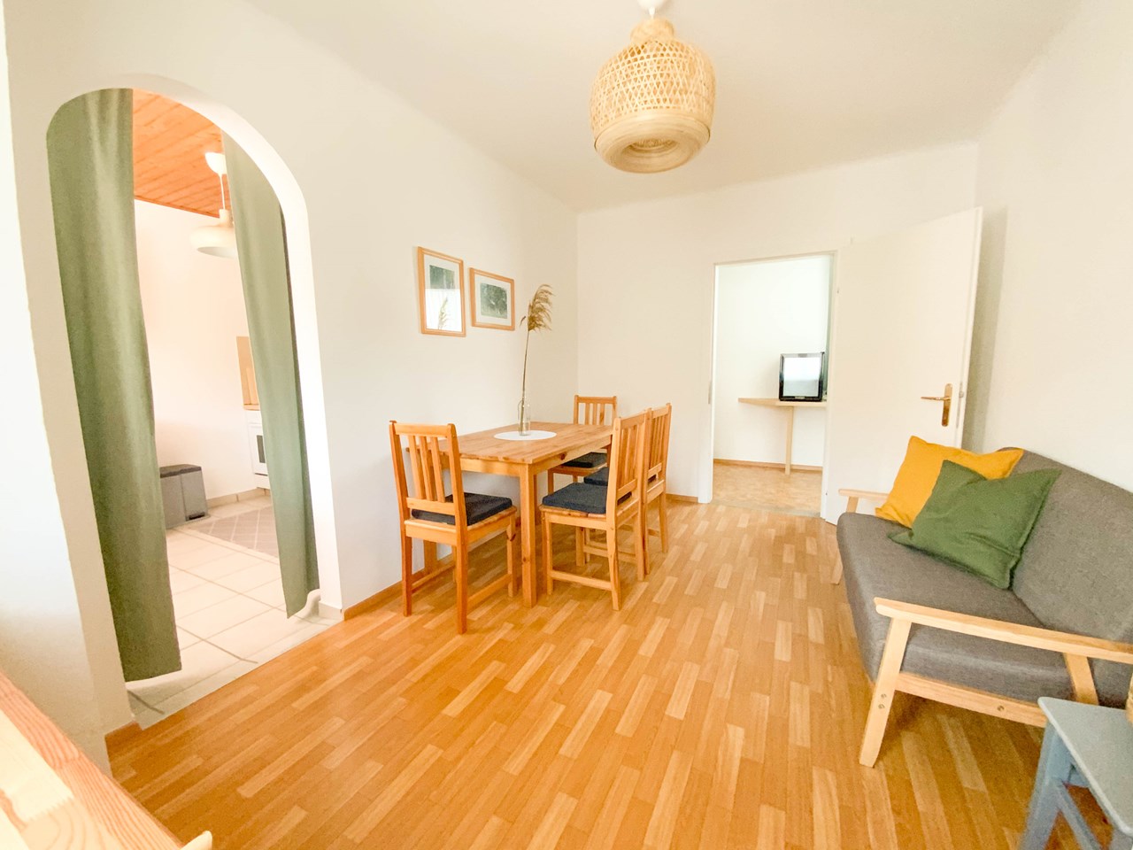 Weingut & Gästezimmer Gangl Günter und Birgit Zimmerkategorien Ferienwohnung