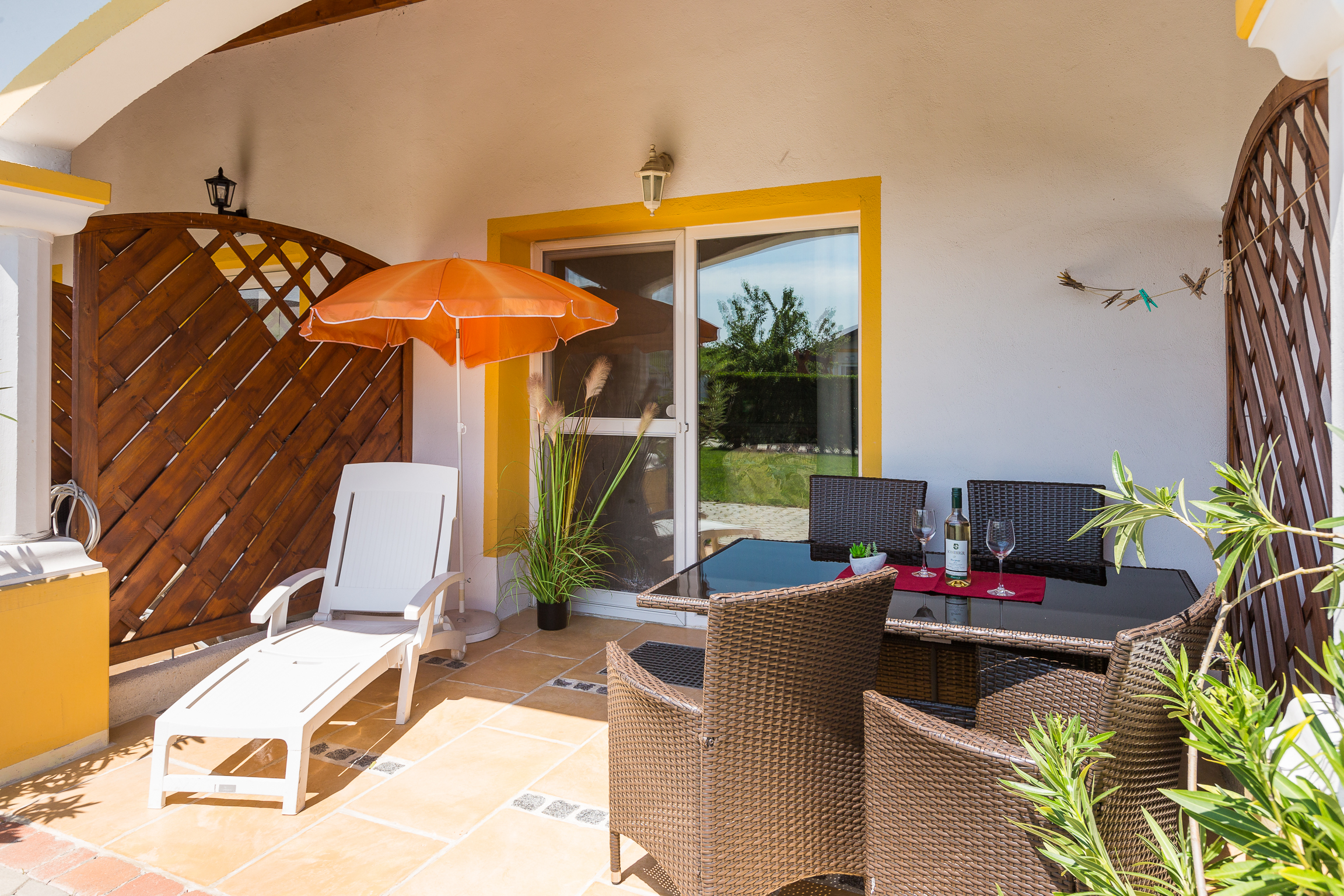 Pensionen - WLAN - Neusiedl am See - Terrasse der Terrassenwohnung  - Appartementhaus Martina