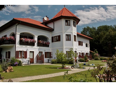 Frühstückspension: Hausfoto - Gästehaus Adelmann