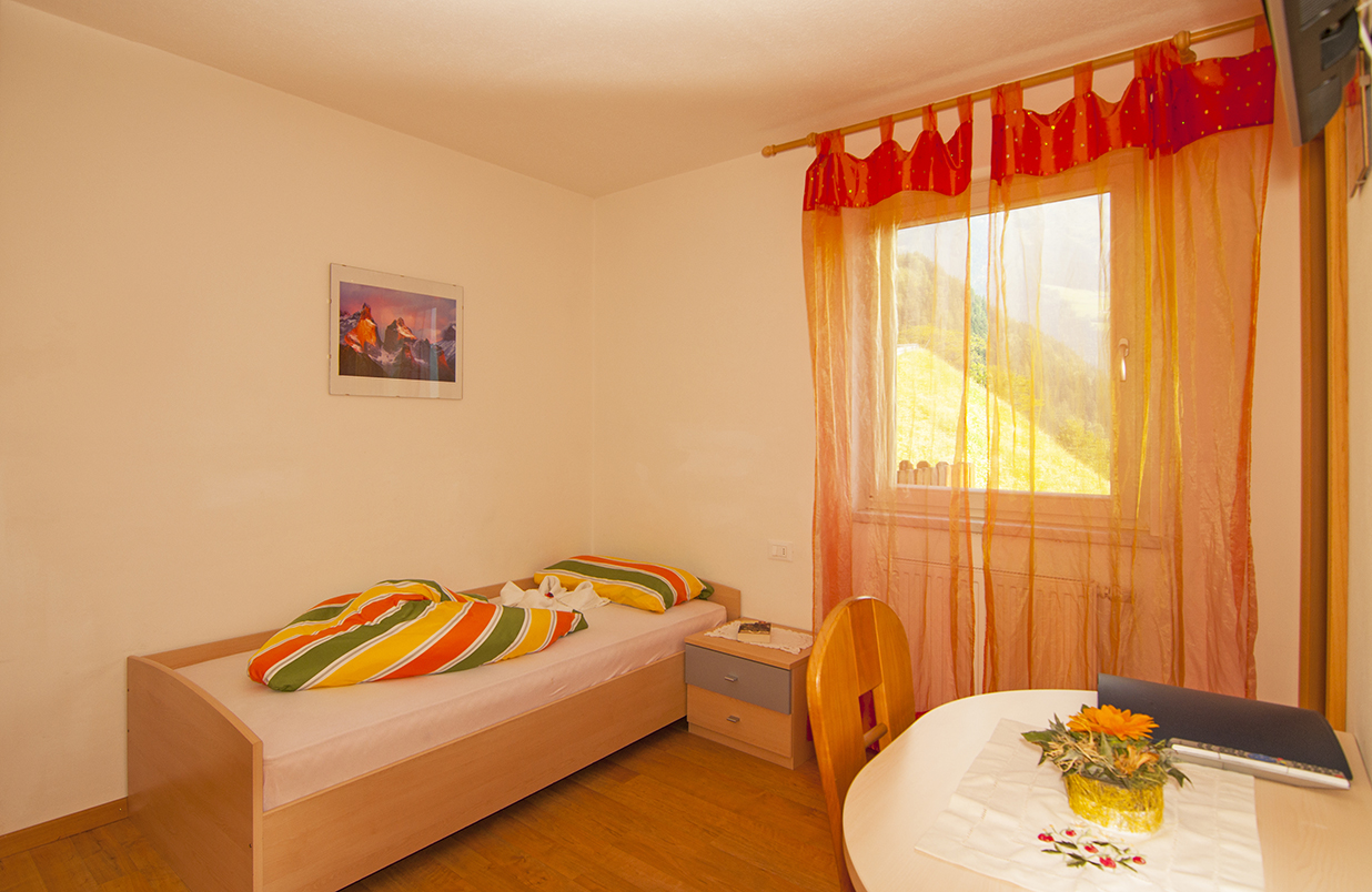 Gasthaus Jaufenblick & Ferienhaus Engele Zimmerkategorien Einzelzimmer