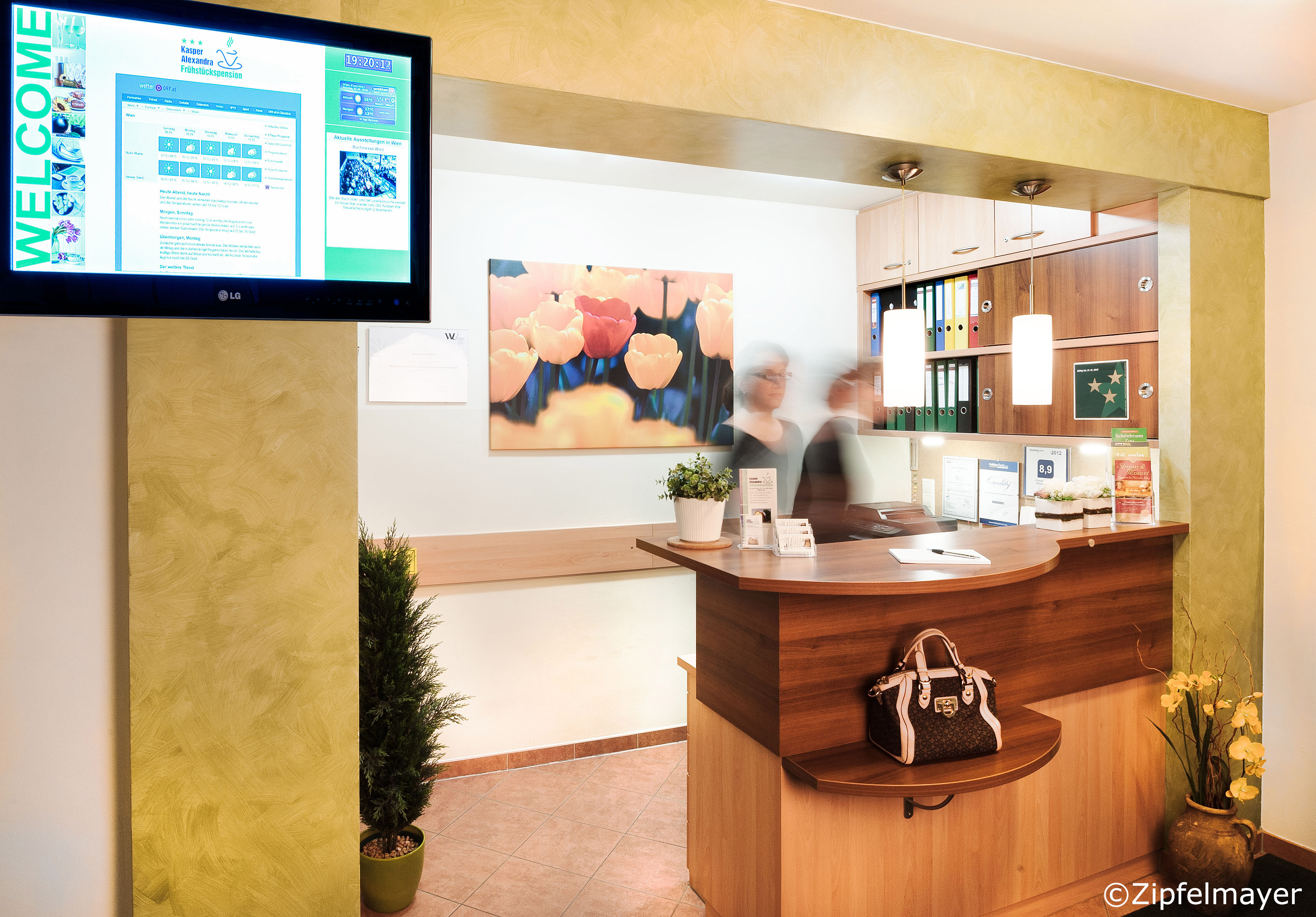 Frühstückspension: Rezeptionsbereich (Achtung - Self Check In - unsere Rezeption ist nicht immer besetzt) - Frühstückspension Kasper