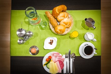 Frühstückspension: Genießen Sie die große Auswahl von unserem Frühstücksbuffet - Hotel-Pension Wild