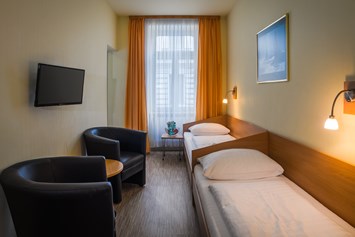 Frühstückspension: Zweibettzimmer mit Dusche - Hotel-Pension Wild