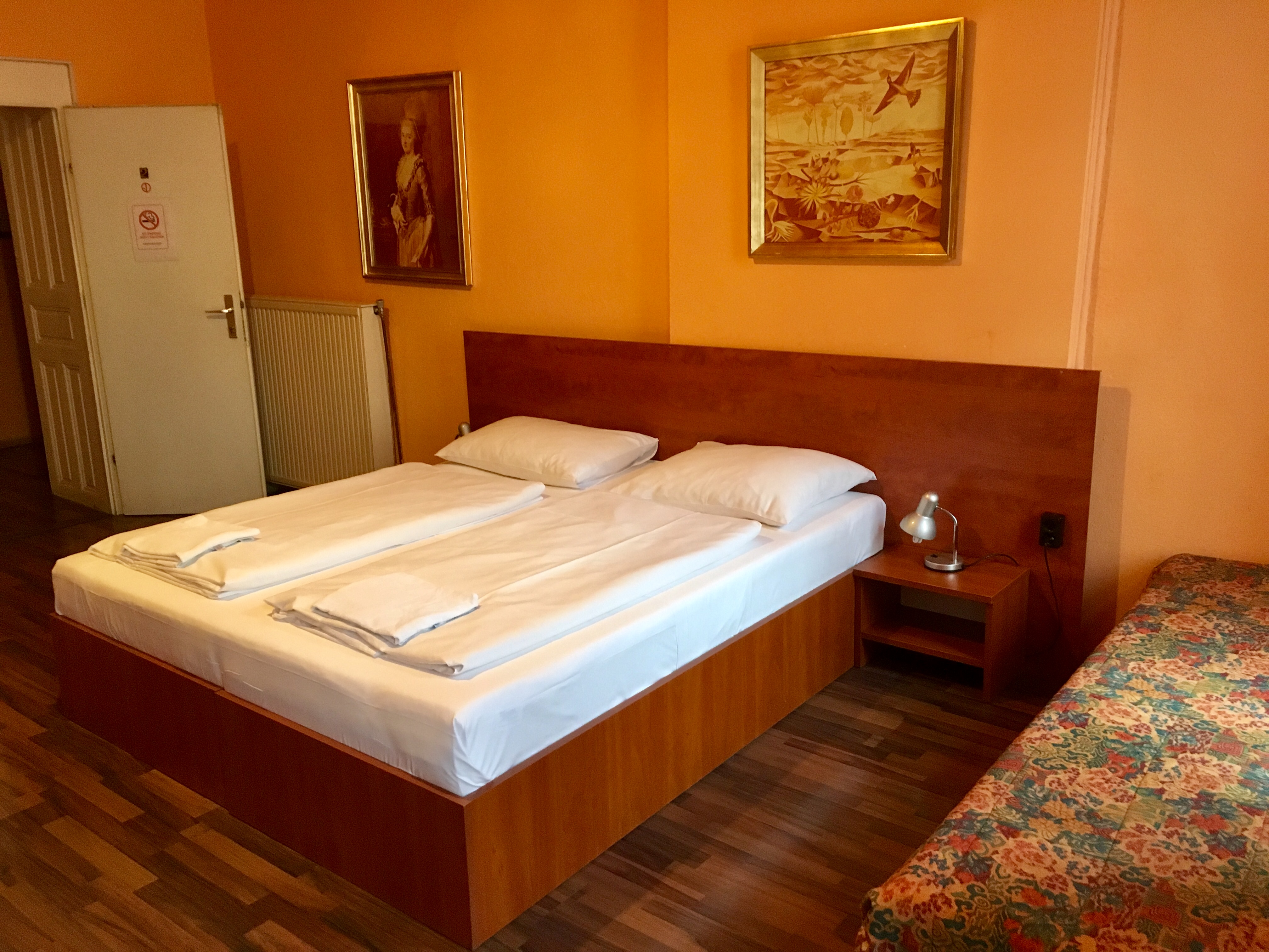 Pensionen - Gumpoldskirchen - Pension Madara