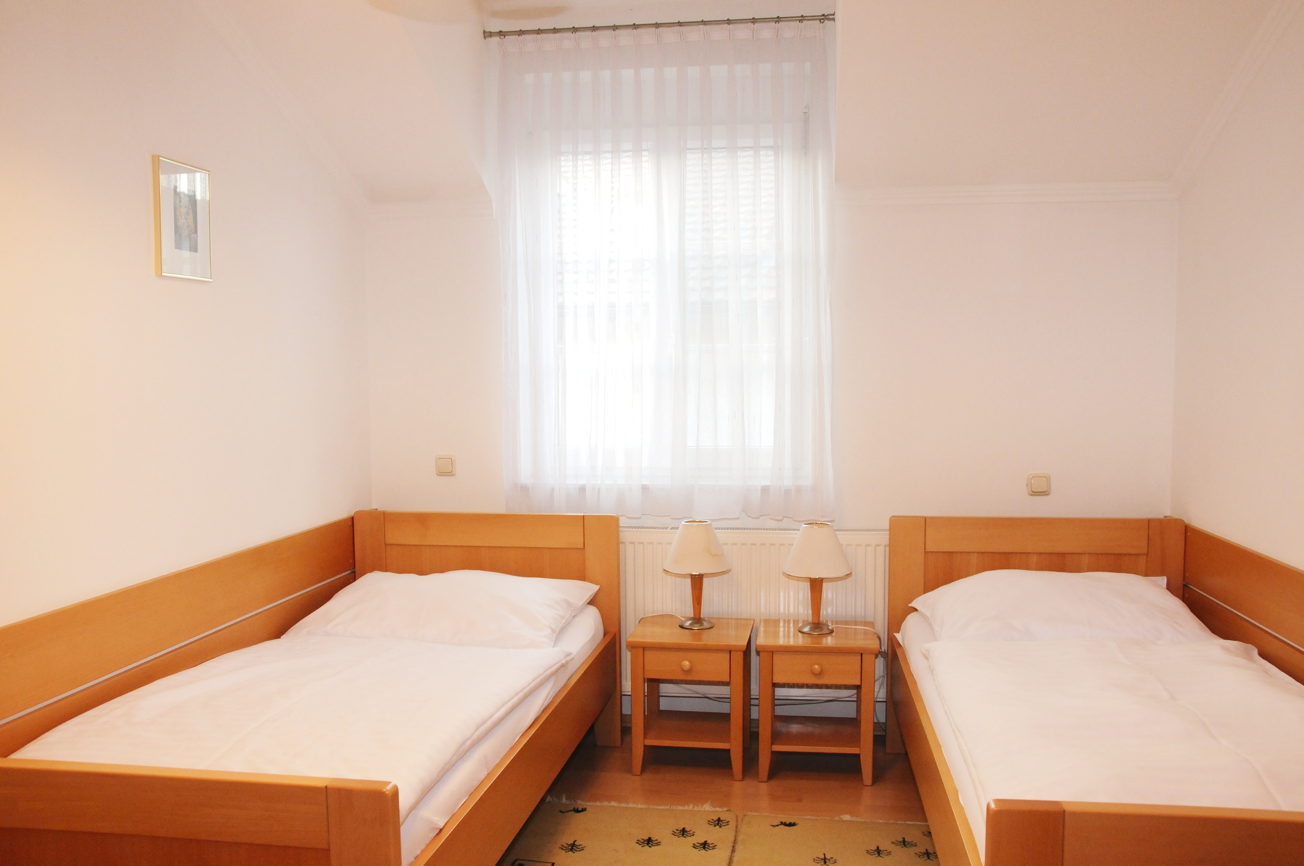 Privatzimmer Familie Schwarz Zimmerkategorien 2 Bett Zimmer 9