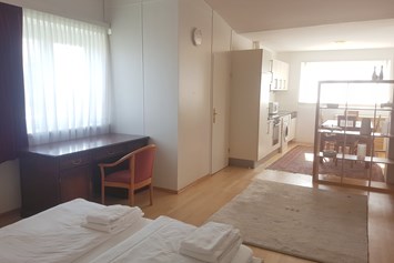 Frühstückspension: Appartement mit Küche, Schlafzimmer/Küche - Hotel Pension Haydn