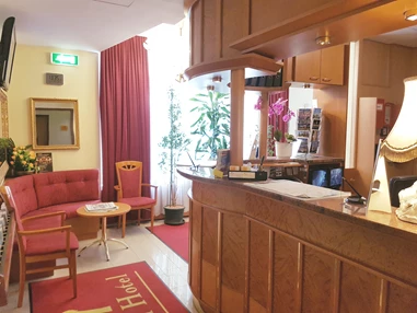 Frühstückspension: Rezeption - Hotel Pension Haydn