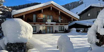 Pensionen - Parkplatz: kostenlos bei der Pension - Leogang - Appartementhaus UR-NATUR