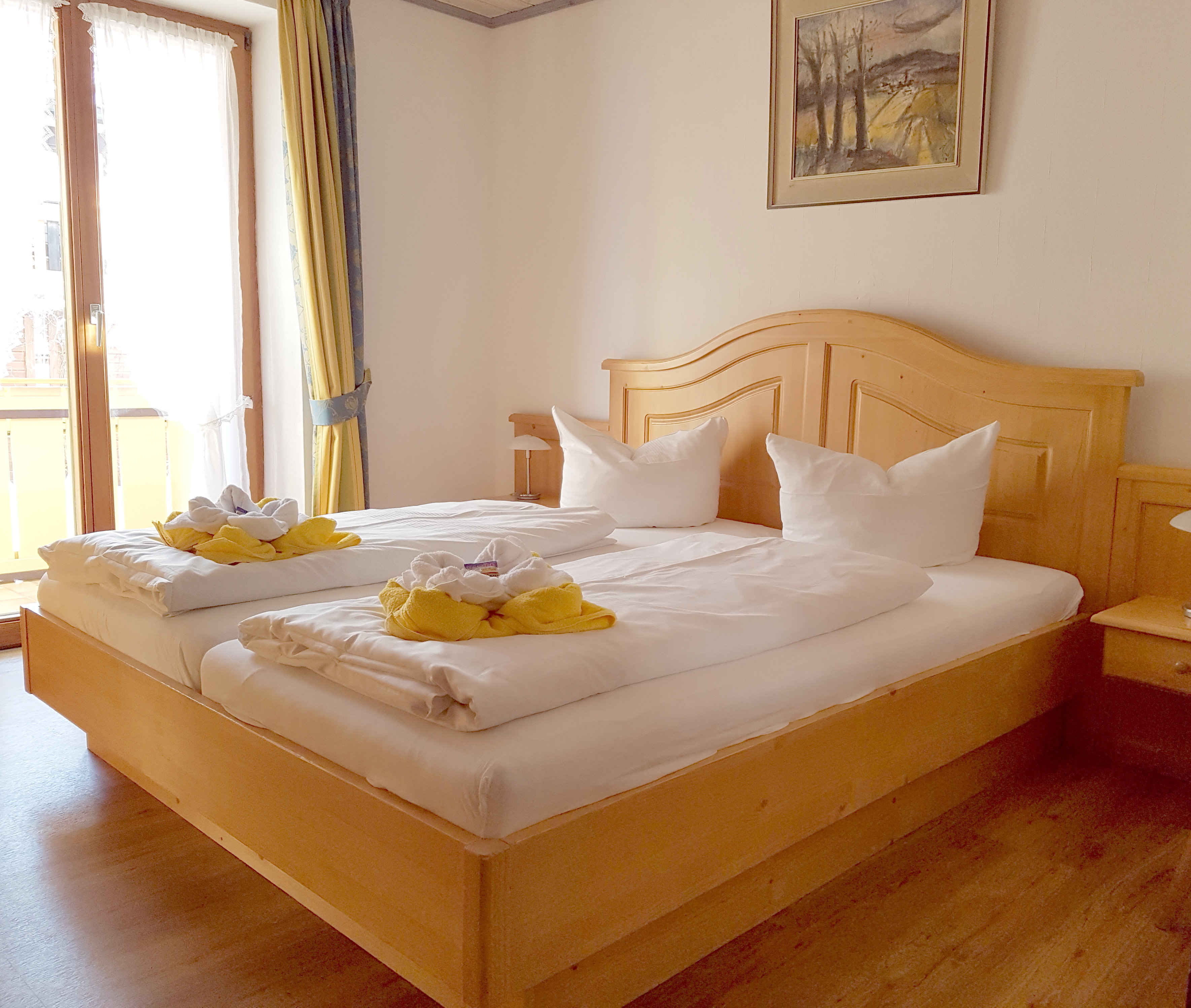 Pensionen - Art der Pension: Frühstückspension - Wiggensbach - Beispiel Schlafzimmer - Landhaus Ohnesorg - Ferienwohnungen, Partner der KönigsCard