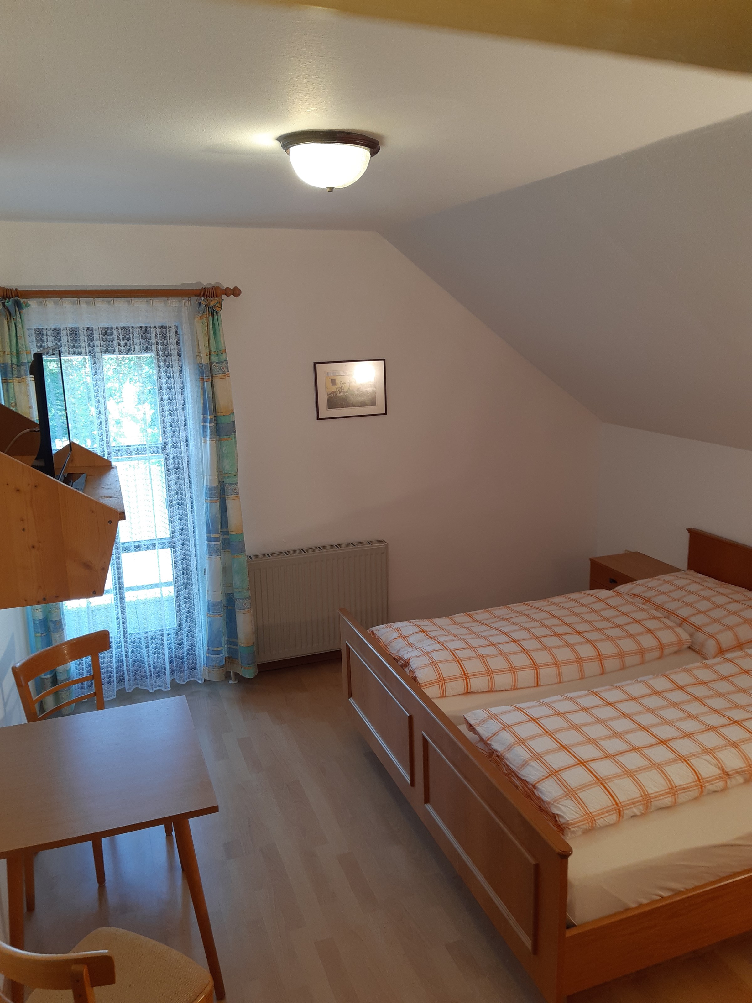 Pensionen - Pressbaum - Meister Eder´s Frühstückspension