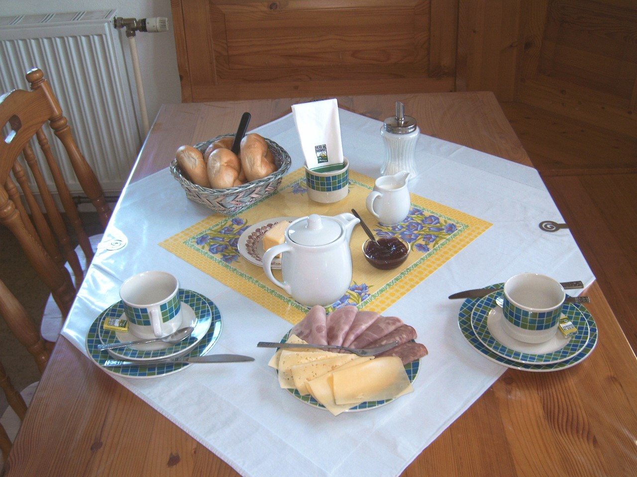 Pensionen - Pressbaum - Meister Eder´s Frühstückspension