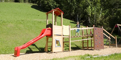 Pensionen - Parkplatz: kostenlos bei der Pension - Leogang - Familienspielplatz  - Bio-Pension Vorderlengau