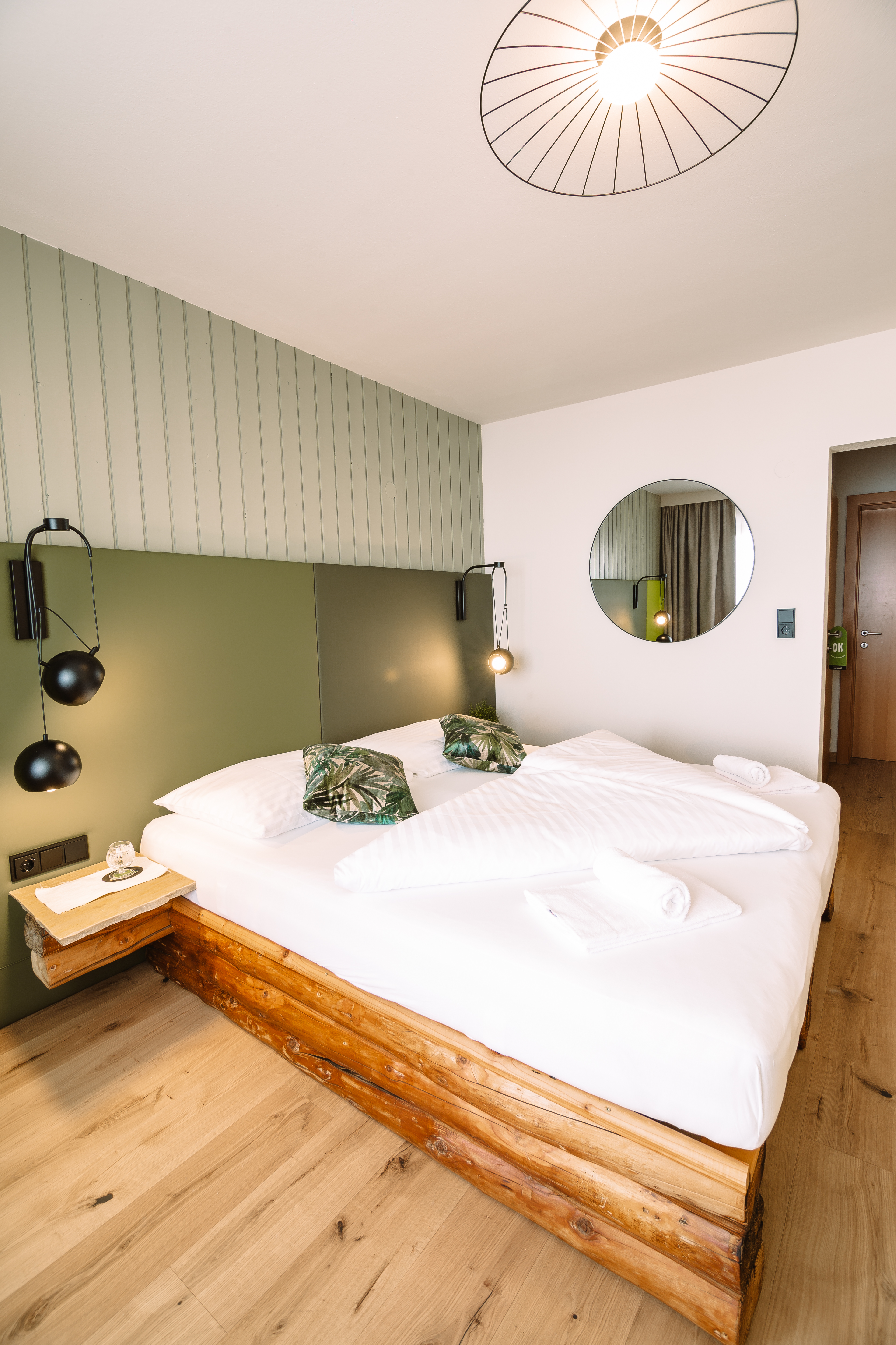 BergBaur Zimmerkategorien Crazy Kamal 