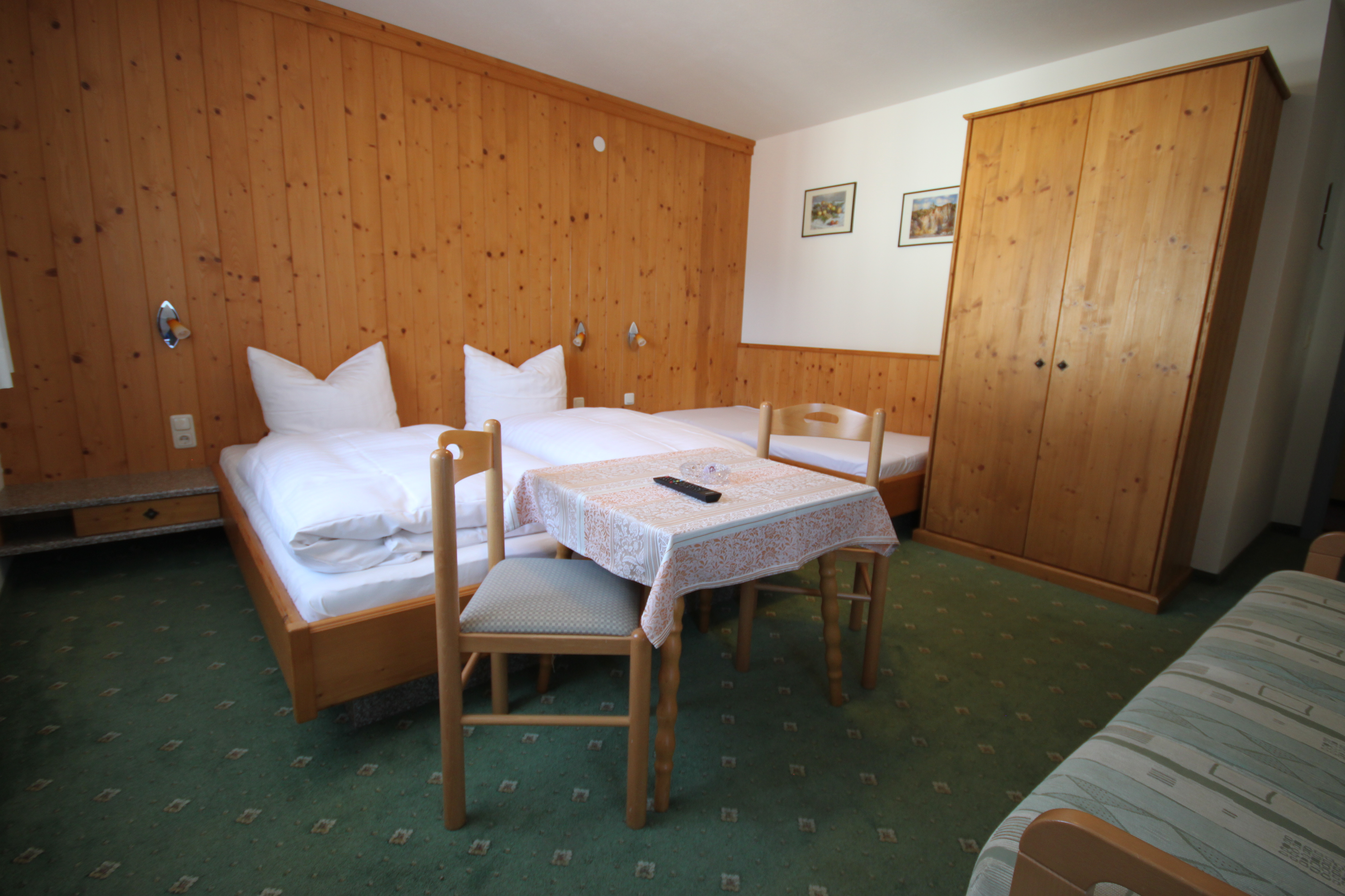 Pensionen - Frühstück: Frühstücksbuffet - Lofer - Frühstückspension Aberger