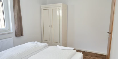 Pensionen - WLAN - Hohe Tauern - schlafzimmer appartment Reisseck - Frühstückspension Ferienhaus Kolbnitz