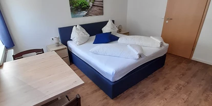Pensionen - WLAN - Hohe Tauern - Schlafzimmer appartment Kreuzeck un Doppelzimmer - Frühstückspension Ferienhaus Kolbnitz