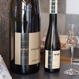 Frühstückspension: Köstlichkeiten aus dem brüderlichen Weingut "Eder" - Gästehaus Eder