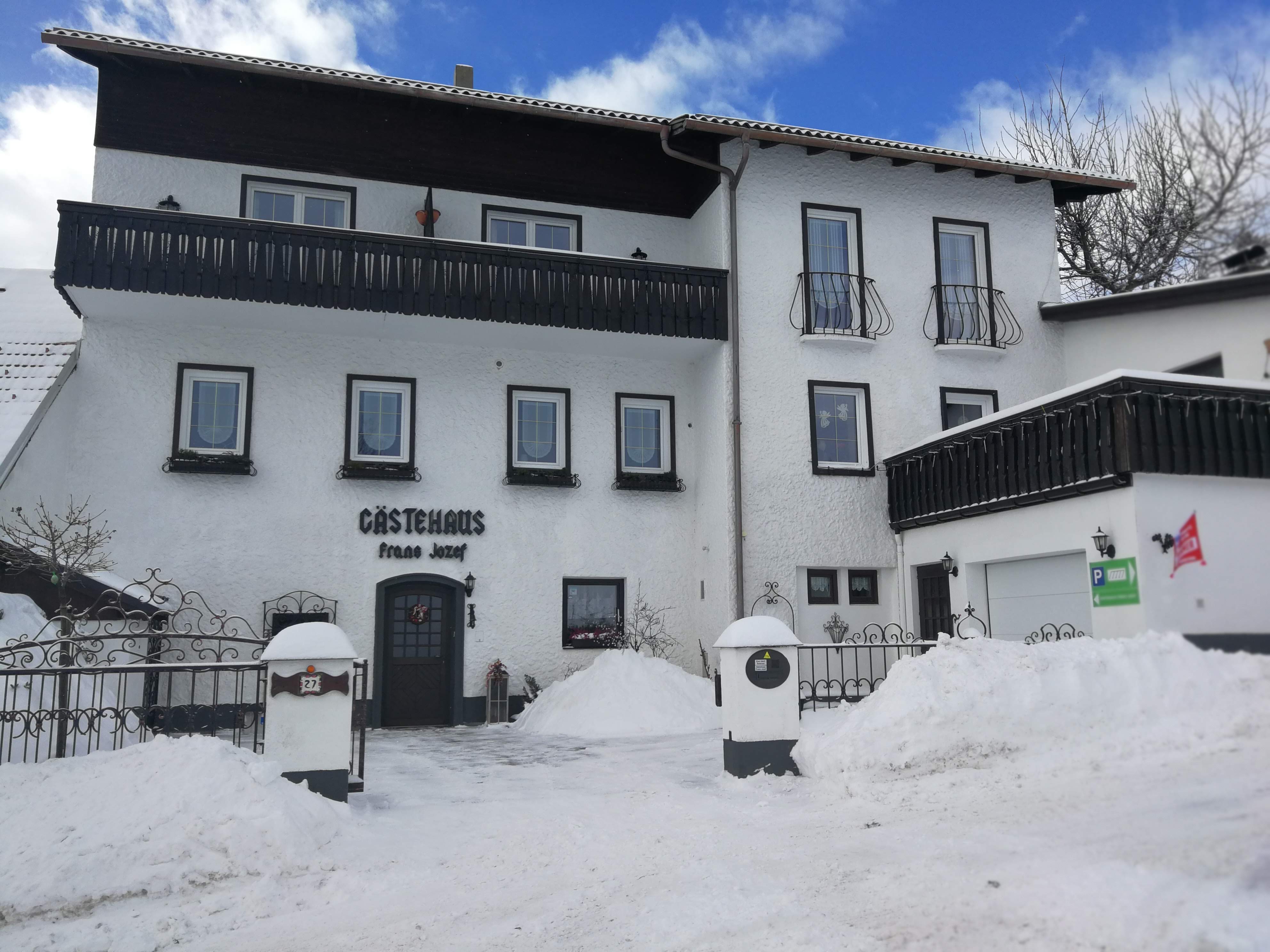 Pensionen - Balkon - Niederösterreich - Gästehaus Frans-Jozef