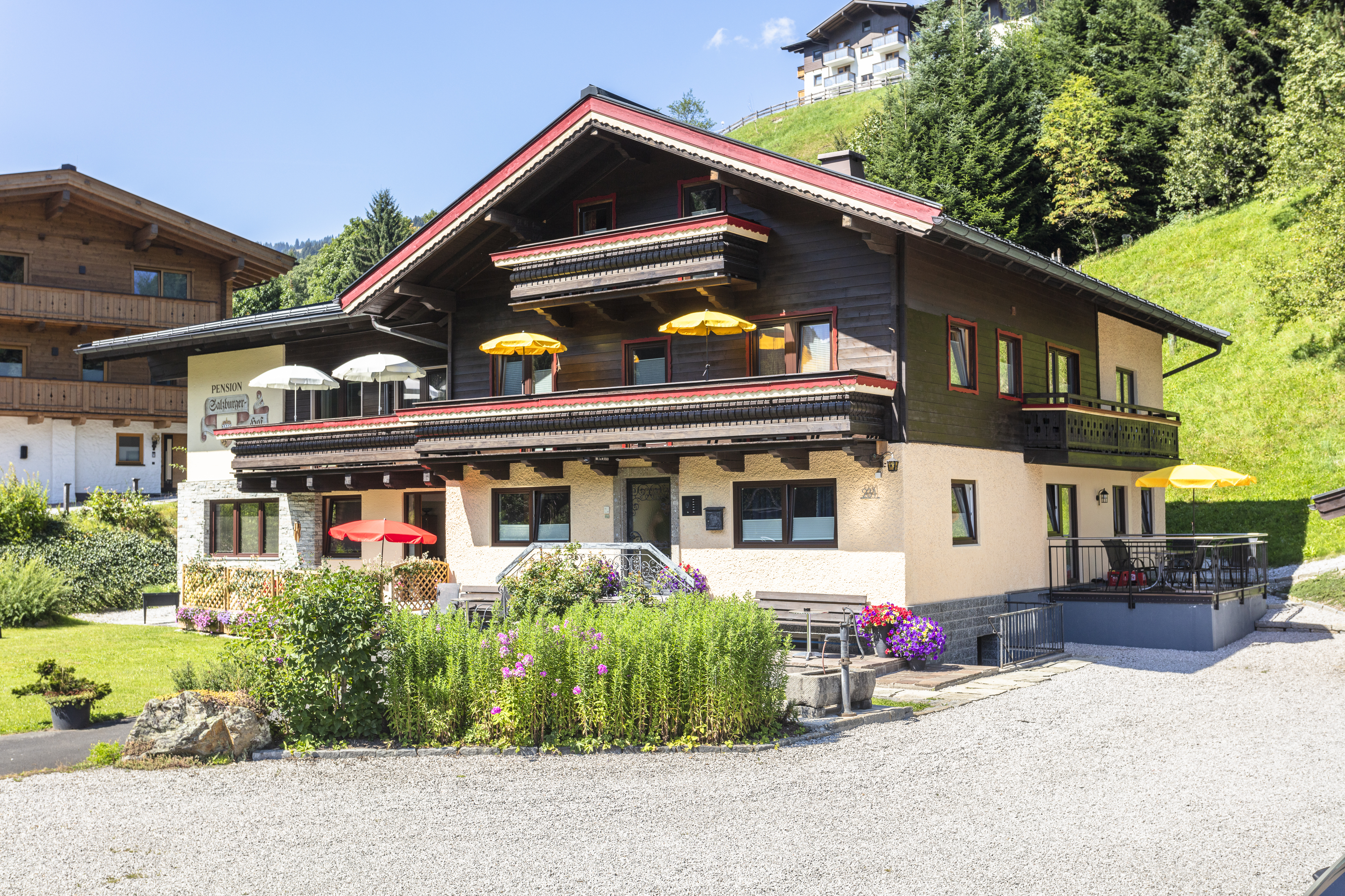 Frühstückspension: Sommer - Apartments Salzburgerhof