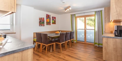 Pensionen - Parkplatz: kostenlos bei der Pension - Leogang - Appartment 3 - Küche - Apartments Salzburgerhof