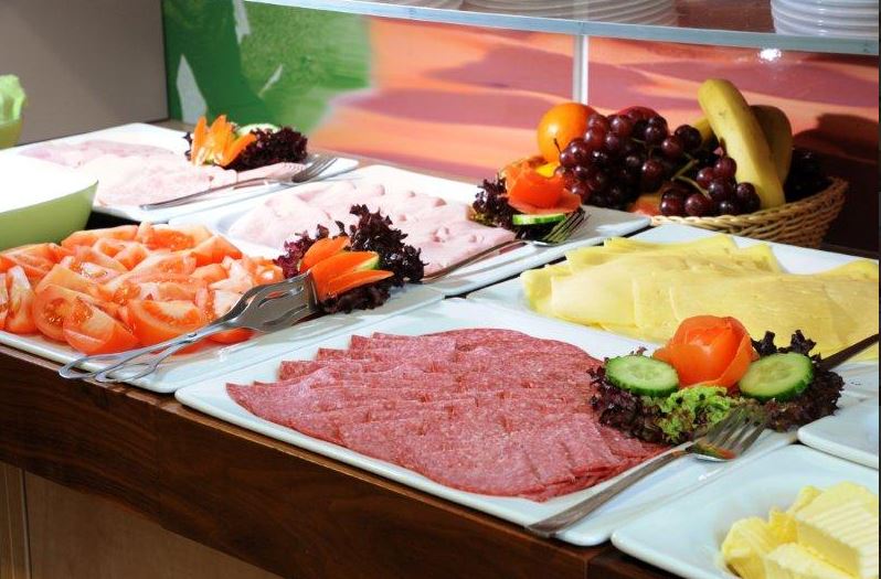 Frühstückspension: lauter gute Leckereien - Pension am Weberhof