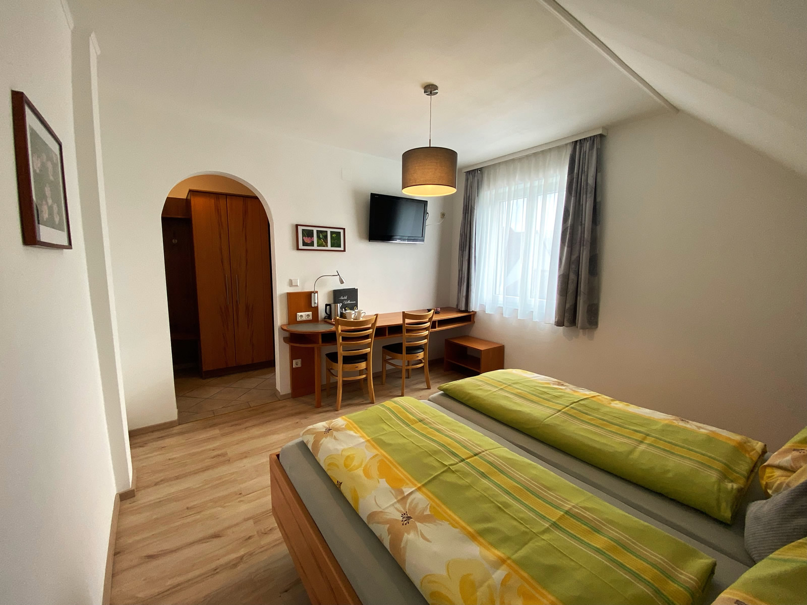 Frühstückspension: Doppelzimmer - Gästehaus Familie Trachsler