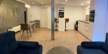 Pensionen - Ennsdorf - Atemberaubende Ferienwohnung "Cozy Forest" in LINZ!