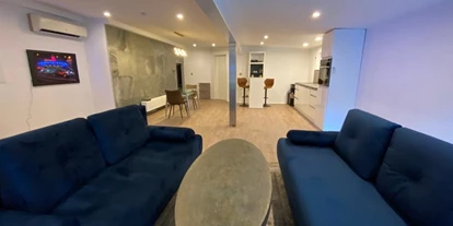 Pensionen - Ennsdorf - Atemberaubende Ferienwohnung "Cozy Forest" in LINZ!