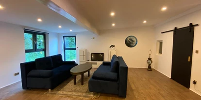 Pensionen - Ennsdorf - Atemberaubende Ferienwohnung "Cozy Forest" in LINZ!
