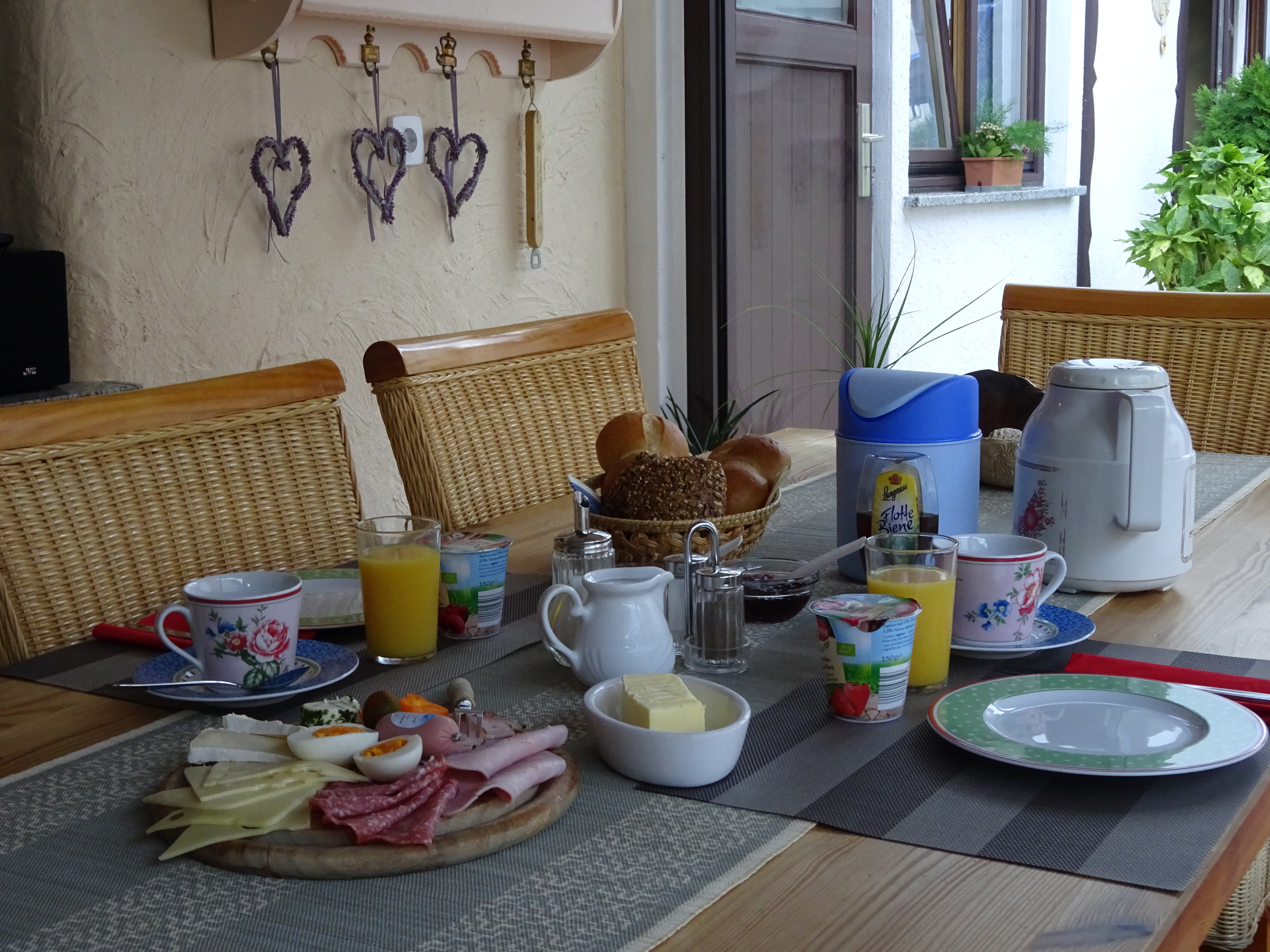 Pensionen - Thüringen - Frühstück - Pension Eichhorn