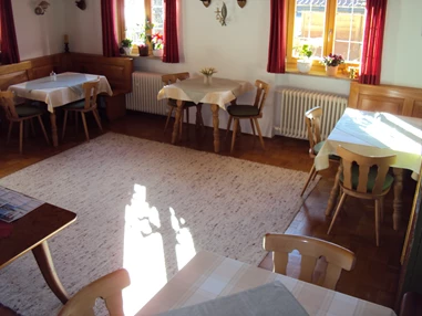 Frühstückspension: Frühstückraum - Gästehaus Fischer
