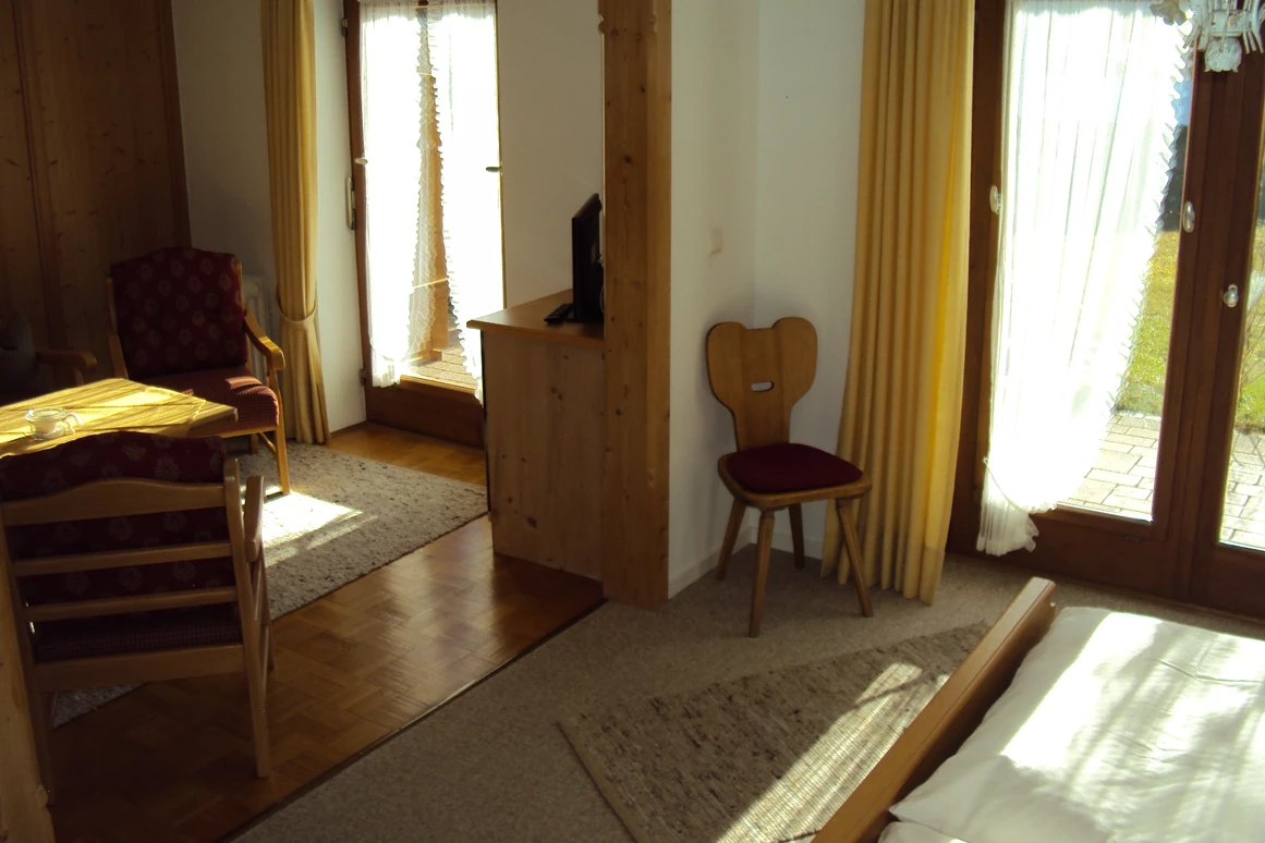 Frühstückspension: DZ 35 qm mit Terrasse - Gästehaus Fischer