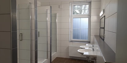 Pensionen - Eisenach (Eisenach, Stadt) - Gemeinschaftsbadezimmer
 - Rennsteighostel