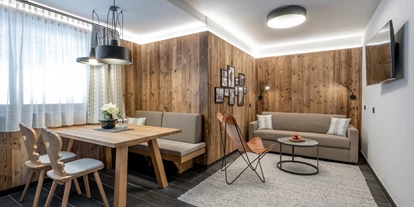 Pensionen - Parkplatz: kostenlos bei der Pension - Leogang - Wohnraum mit ausziehbarem Schlafsofa - Wieshofgut