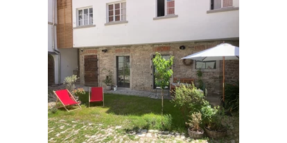 Pensionen - Restaurant - begrünter ruhiger Innenhof - B&B Main Altstadthof