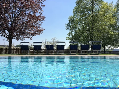 Pensionen - Restaurant - Thermalwasserpool - Ferienapartment  im Biodorf Bad Waltersdorf