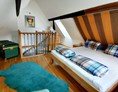 Frühstückspension: Schlafzimmer 2
1,80 m großes Doppelbett  
und eine Schafsofa für eine Person - Casa Zara