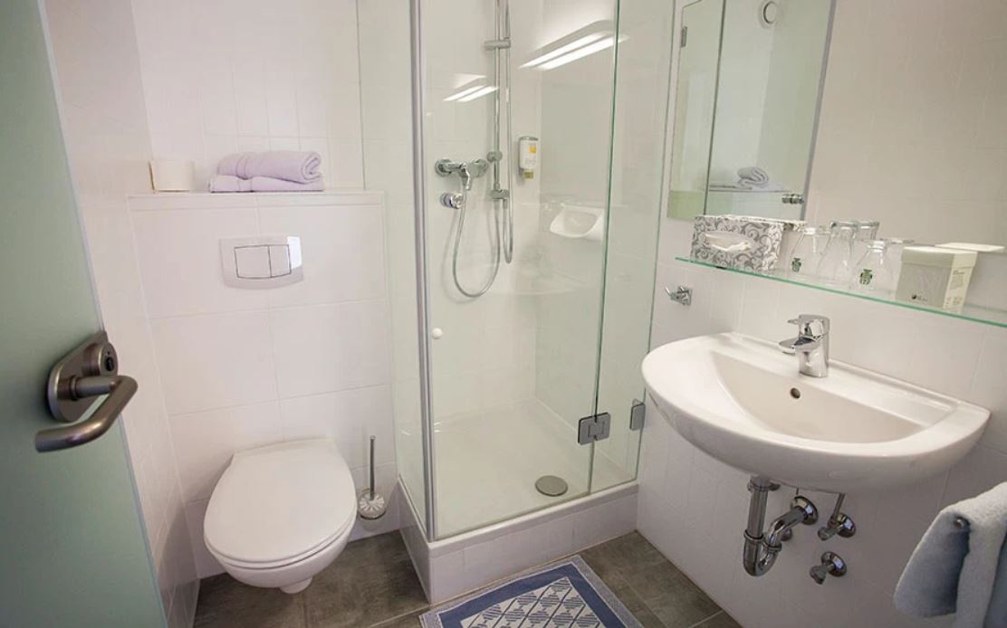 Pensionen - Parkplatz: kostenlos bei der Pension - St. Kanzian am Klopeiner See - Frühstückspension Steffi