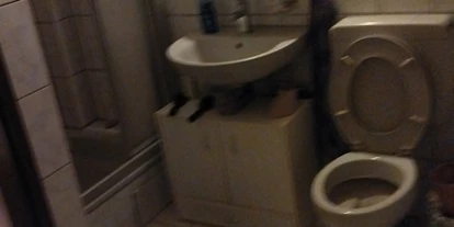 Pensionen - Lauda-Königshofen - Dusche WC und Wanne im Haus  - Privat Zimmer Würzburg