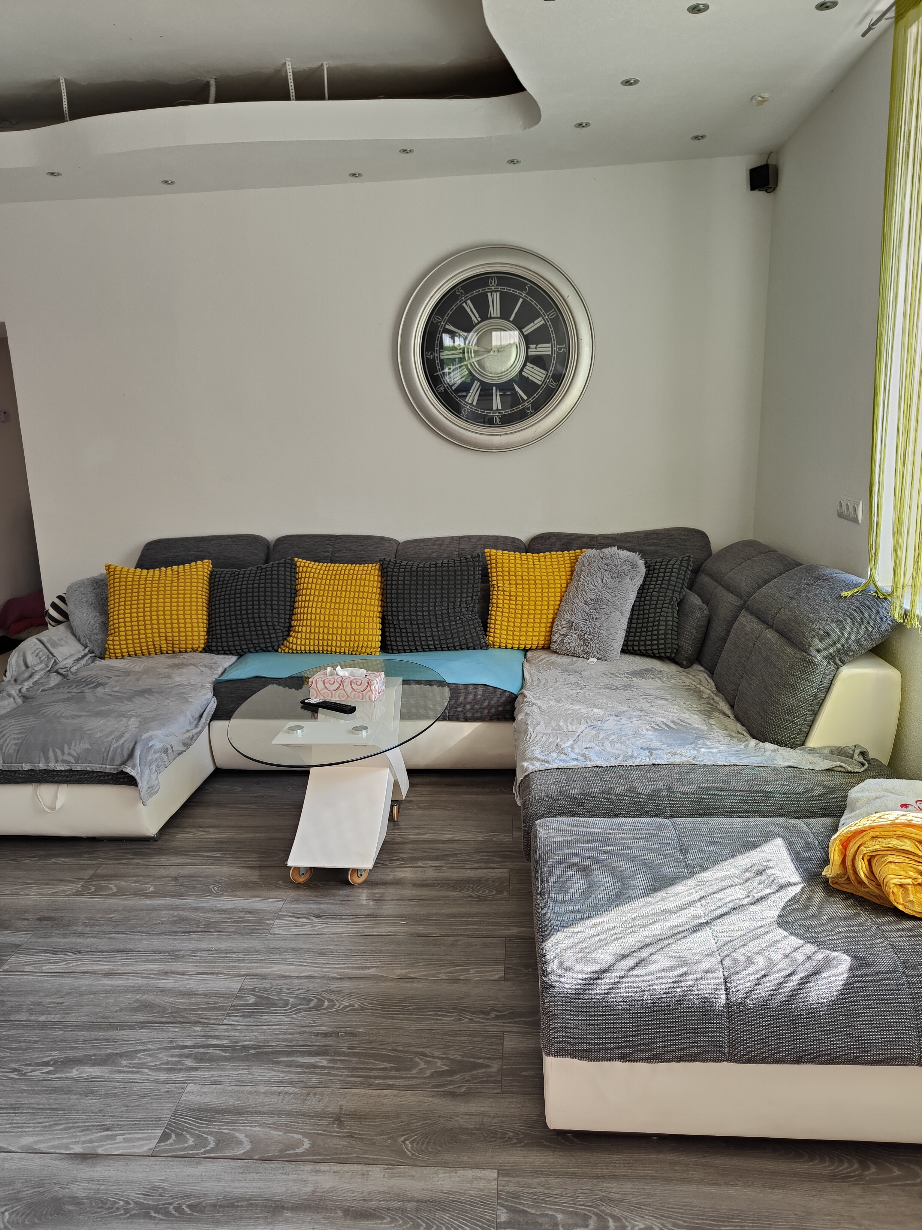 Frühstückspension: Bietet genügend Platz für 8 Personen zum Fernsehen - Ferienwohnung Dorfleben