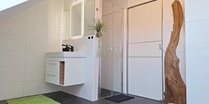 Pensionen - Parkplatz: kostenlos bei der Pension - Mostviertel - Badezimmer - Ferienwohnung Traismauer