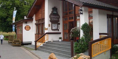 Pensionen - Dollnstein - Haupteingang - Wald- und Tagungshotel Geländer