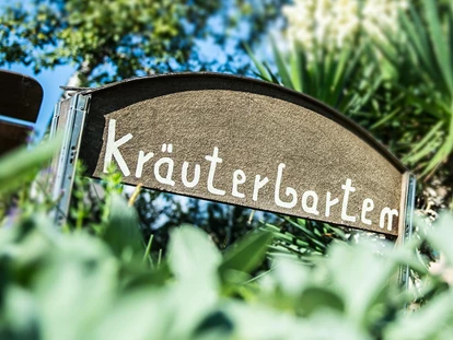 Pensionen - Naturns - Ansitz Mair im Korn